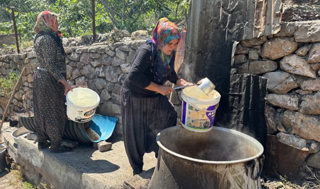 Kazanlar kaynamaya başladı, pekmez mesaisi sürüyor