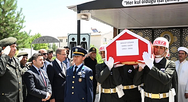 Kıbrıs Gazisi son yolculuğuna uğurlandı