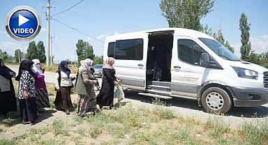 Köy köy gezip ücretsiz kanser taraması yapıyorlar 