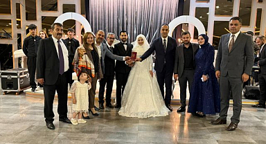 MHP İl Başkanı Yurdagül, dört çiftin düğün sevincine ortak oldu