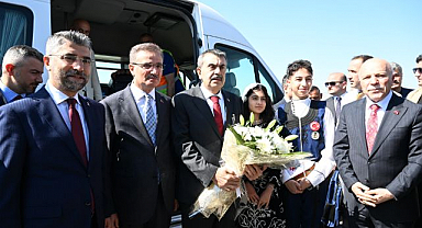 Milli Eğitim Bakanı Tekin Erzurum'da