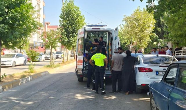 Otomobilin çarptığı çocuk yaralandı