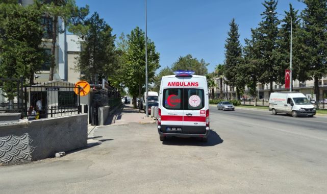 Ticari aracın çarptığı yaya yaralandı