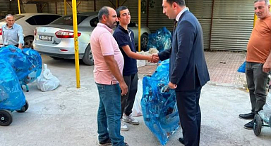 Üreticilere süt sağım makinesi dağıtıldı