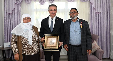 Vali Baruş'tan şehit ailesi ve gaziye anlamlı ziyaret