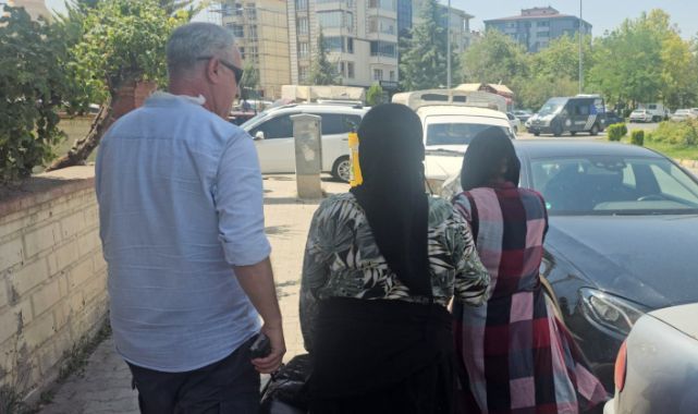 Zabıtadan kaçmak isterken yakalandılar