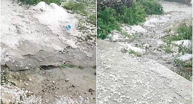 Ağustos ayında şaşırtan dolu yağışı! Caddeler beyaza büründü