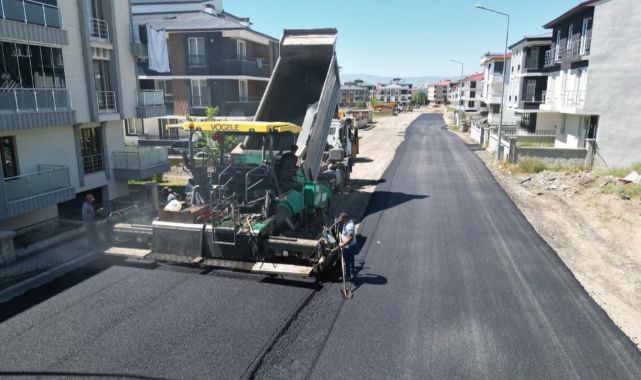 Aziziye'de asfalt seferberliği