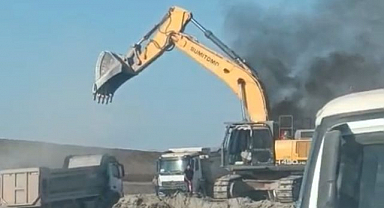 Demir yolu inşaatında korkutan yangın