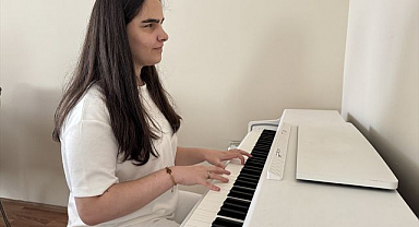 Engelleri kusursuz kulağıyla aştı! Beyza Zelal Konservatuvarda