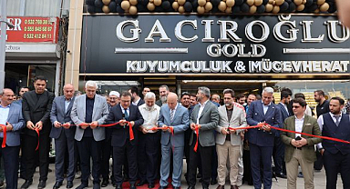 Erzurum'da dikkat çeken açılış! Önemli isimler buluştu