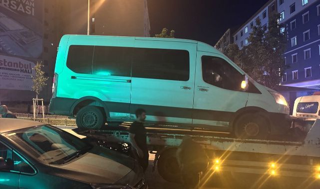 Erzurum'da ilginç anlar! Direksiyon başında uyuyakaldı