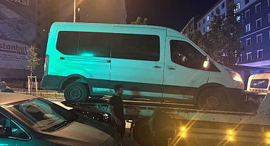 Erzurum'da ilginç anlar! Direksiyon başında uyuyakaldı