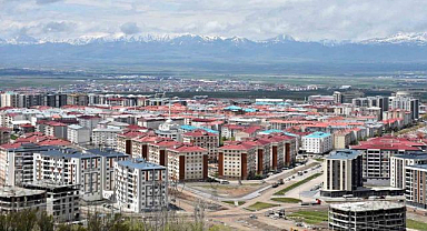 Erzurum’da inşaatın çarkları hızlandı