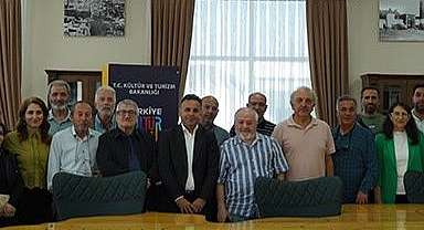 Erzurum’un asırlık şiir geleneği konuşuldu