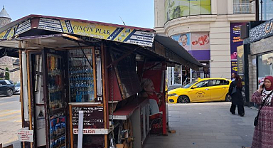 Erzurum’un tarihi büfesi kazada hasar gördü!