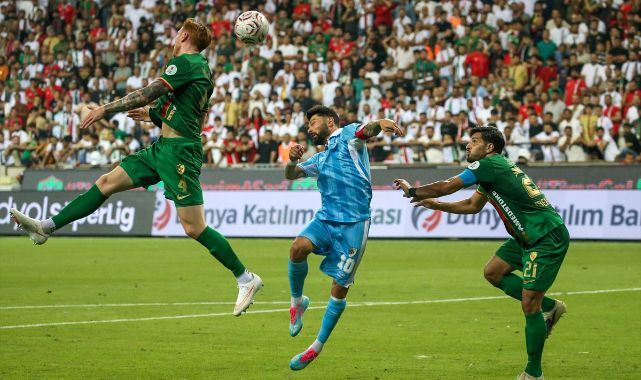 Erzurumspor FK Süper Lig'e mağlubiyetle başladı
