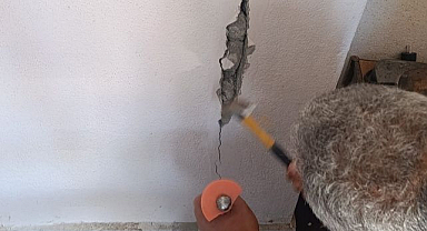 Gönüllü personellerden okulda bakım seferberliği