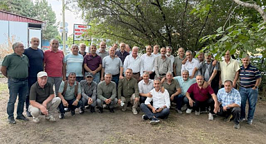 Lise arkadaşları 43 yıl sonra hasret giderdi