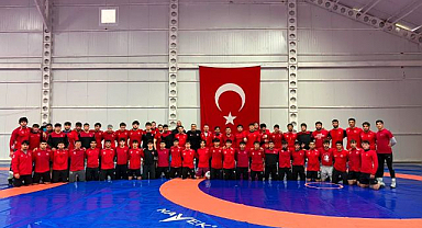 Milli güreş kampına 7 sporcu davet edildi   