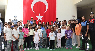 Minik misafirlere polisliği anlattılar