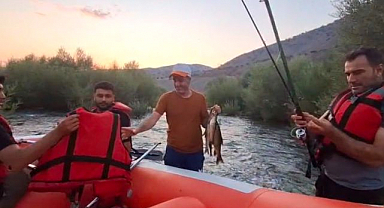 Murat nehri'nde nefes kesen kurtarma
