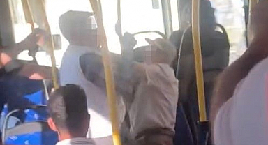 Otobüste şaşırtan kavga!