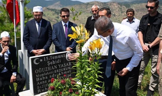Şehit Oğuzhan Yaşar kabri başında anıldı