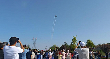 SOLOTÜRK gösteri uçusu nefes kesti