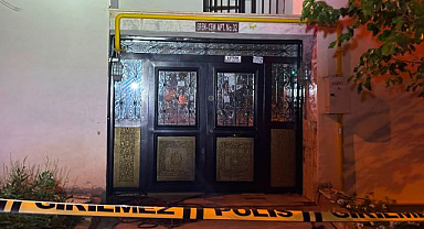 Temel kazısı sonrası binada tedbir!