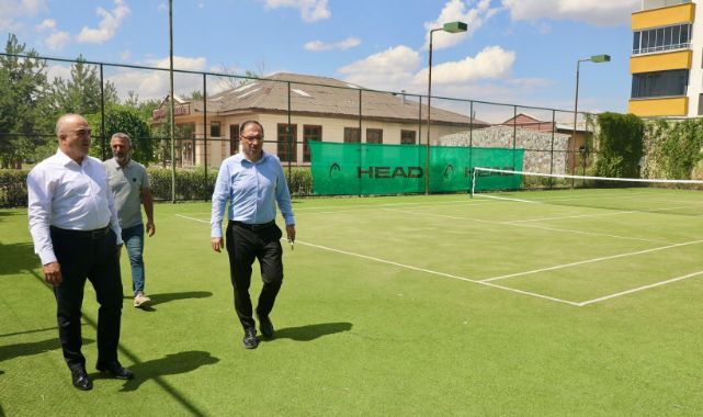 Tenis turnuvasında 180 sporcu buluşacak