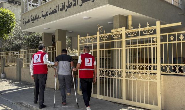 Türk Kızılay Gazze'de Protez Destek Projesi başlattı