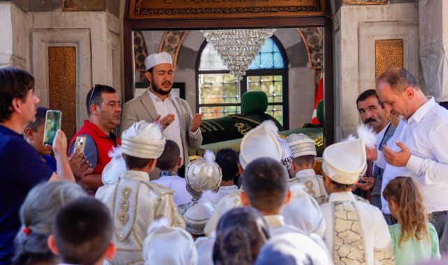 Vakıflar'dan sünnet şöleni