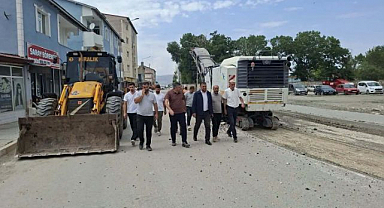 Yollarda asfalt mesaisi başladı