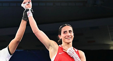 Boksör Gizem Özer yarı finalde