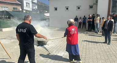 Deprem ve yangın tatbikatı gerçeğini aratmadı
