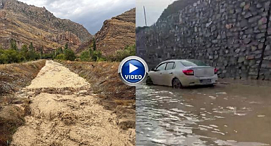 Erzurum-Artvin karayolunda sel alarmı! Dereler taştı, araç mahsur kaldı