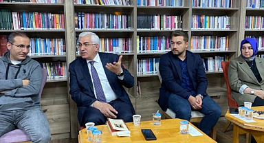 Erzurum’da gençlerle fikir buluşması