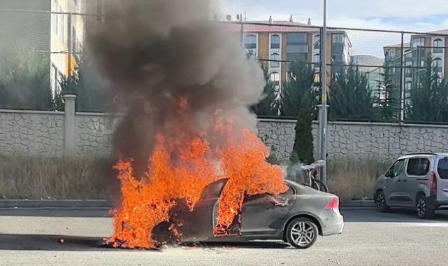 Erzurum'da otomobil küle döndü