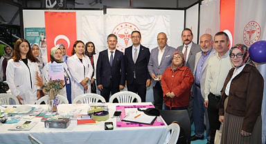 Erzurum'da sağlık standına yoğun ilgi