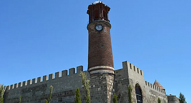Erzurum Kalesi’ndeki tarihi Tepsi Minare bakım nedeniyle ziyarete kapatılıyor