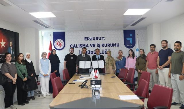 Genç eczacılar için mesleki eğitim programı başlatıldı