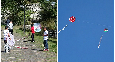 Gökyüzü Filistin bayraklı uçurtmalarla renklendi