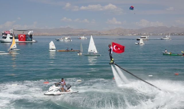GölFest heyecanı! Gösteriler nefes kesti