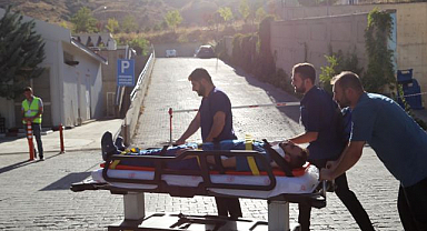 Hastanede deprem tatbikatı gerçeğini aratmadı