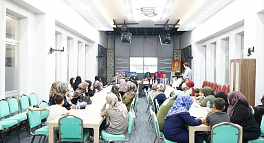 İhtiyaç sahibi öğrencilere kırtasiye desteği