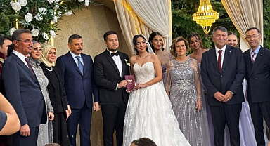 Karaburun ailesinin mutlu günü