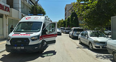 Kardeş kavgasının sonu hastanede bitti!