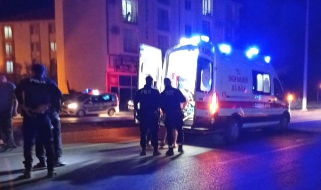 Kontrolden çıkan motosiklet devrildi! Sürücü hastaneye kaldırıldı