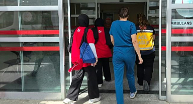 Öğrenciler yedikleri yemek sonrası hastanelik oldu